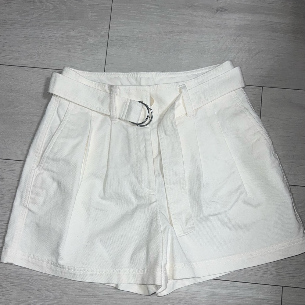 Babaton high waisted shorts with (removable) belt